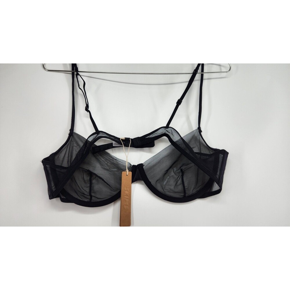 Skims 38C Obsidian Invisible Unlined Plunge Bra NWT - Picture 5 of 5